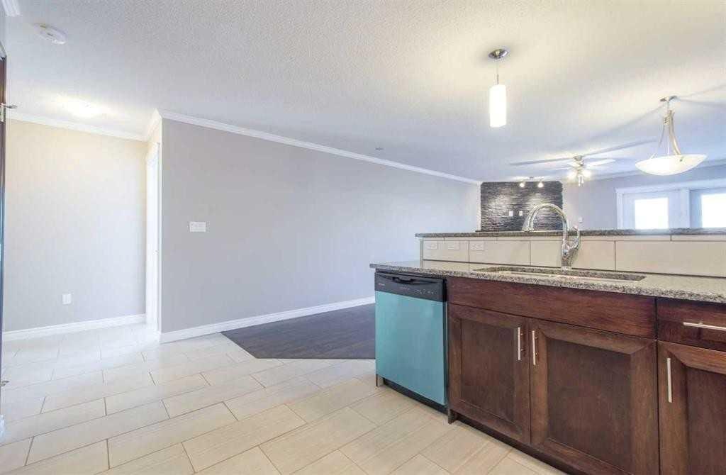 B-5215 52 Street, Valleyview, AB, T0H 3N0 - 10