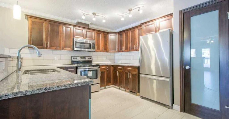 B-5215 52 Street, Valleyview, AB, T0H 3N0 - 12
