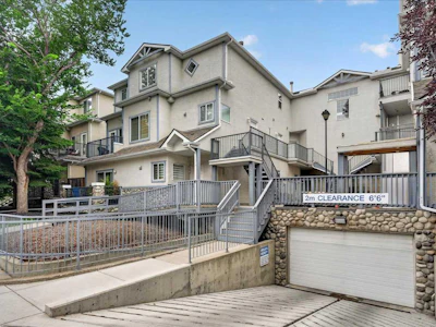 208-622 56 Avenue SW - 4