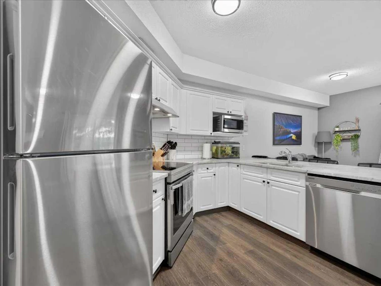 208-622 56 Avenue SW, Calgary, AB, T2V 0G8 - 8