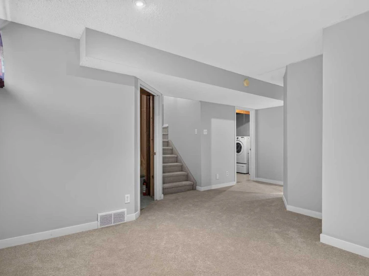 56 Silver Creek Boulevard, Airdrie, AB, T4B 2P6 - 26