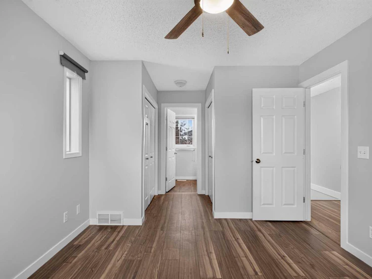 56 Silver Creek Boulevard, Airdrie, AB, T4B 2P6 - 16