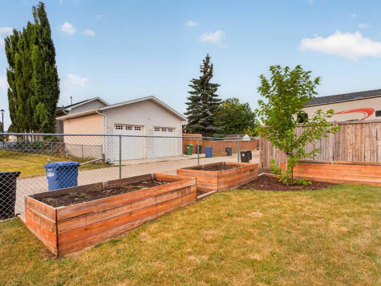 56 Silver Creek Boulevard, Airdrie, AB, T4B 2P6 - 34