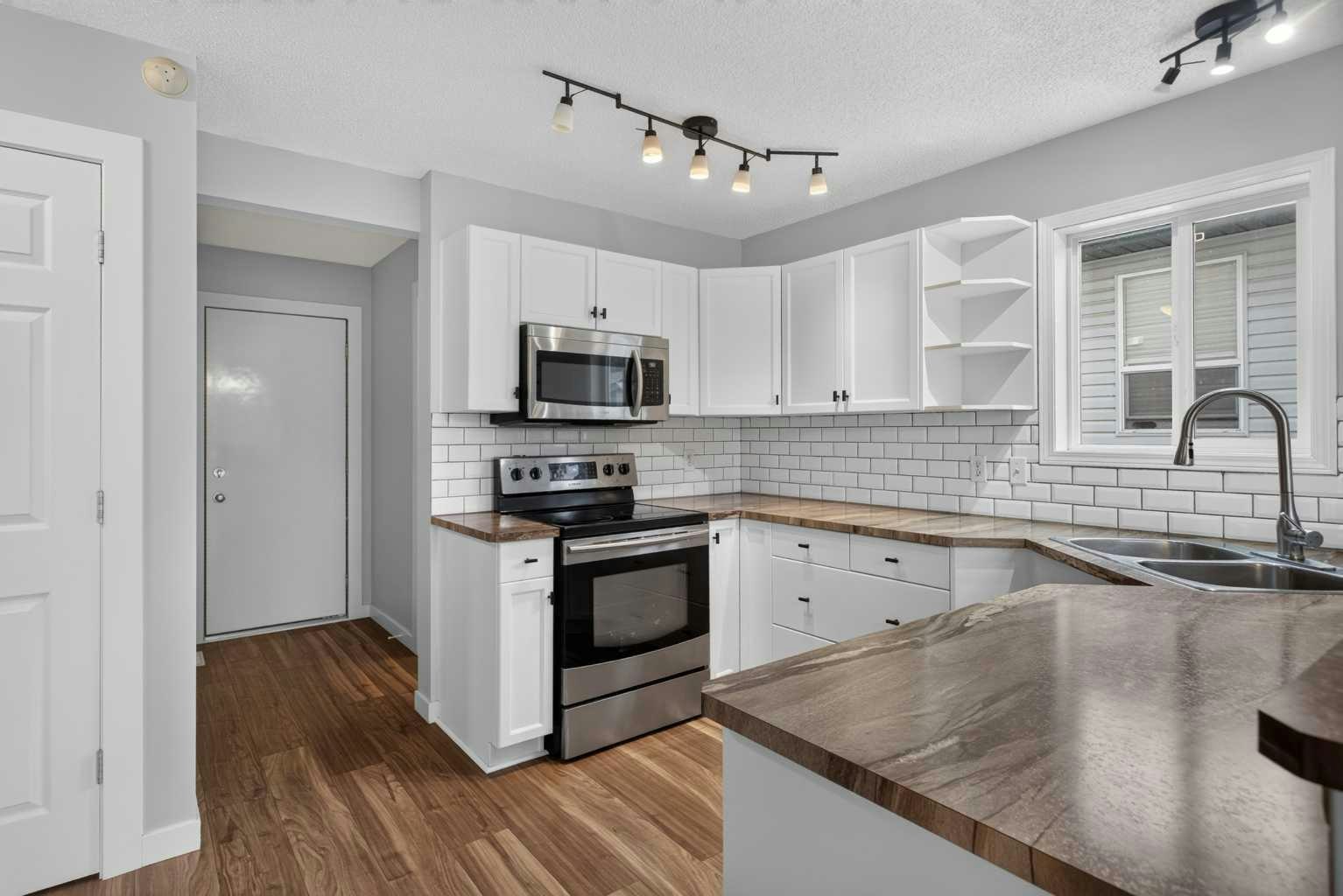 56 Silver Creek Boulevard, Airdrie, AB, T4B 2P6 - 12