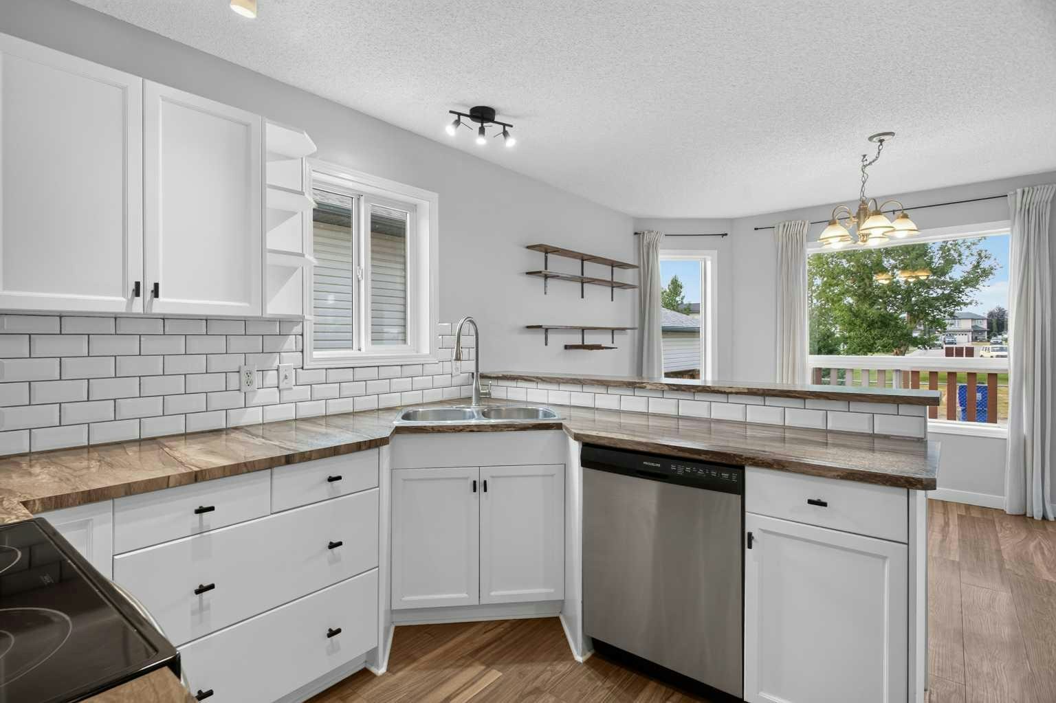 56 Silver Creek Boulevard, Airdrie, AB, T4B 2P6 - 10