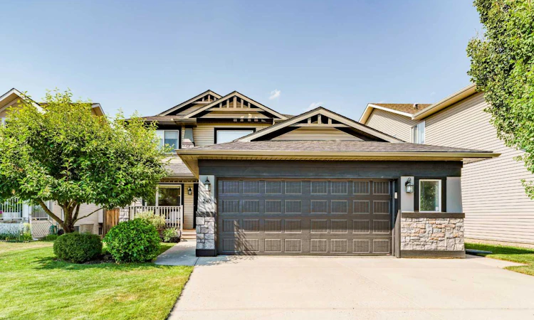 240 Willowmere Close
