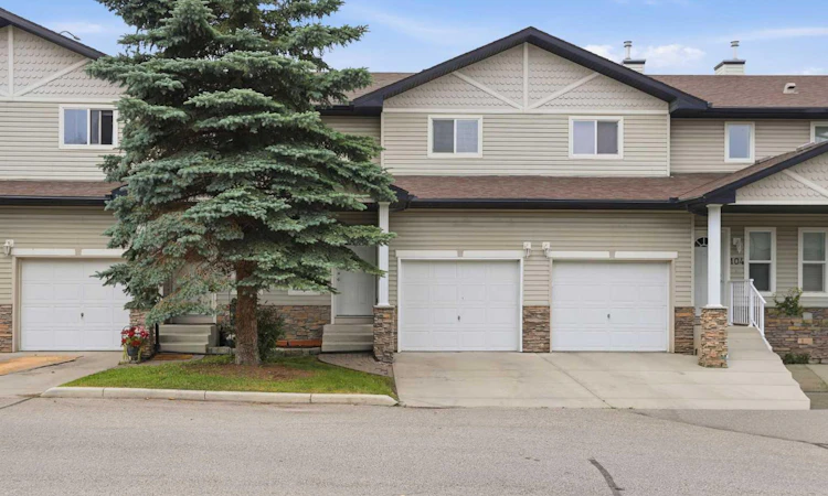103-760 Railway Gate SW