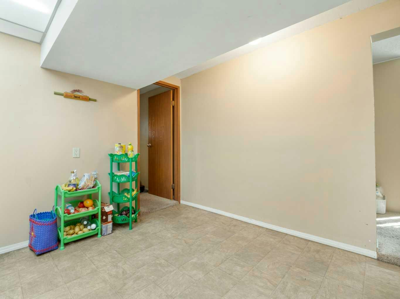 2-1131 28a Street S, Lethbridge, AB, T1K 2W6 - 11