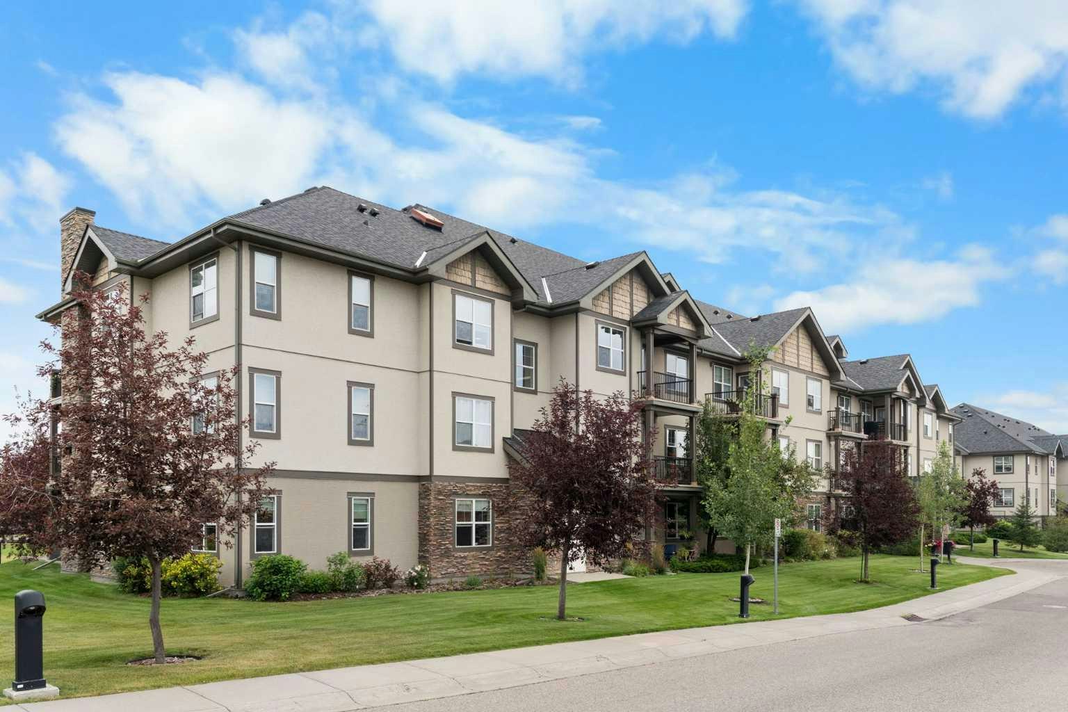 310-25 Prestwick Drive SE, Calgary, AB, T2Z 4Z1