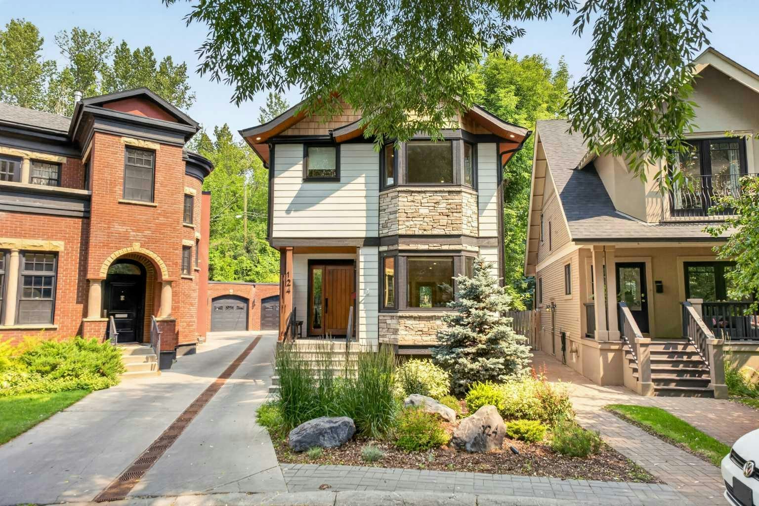 124 Garden Crescent SW, Calgary, AB, T2S 2H9