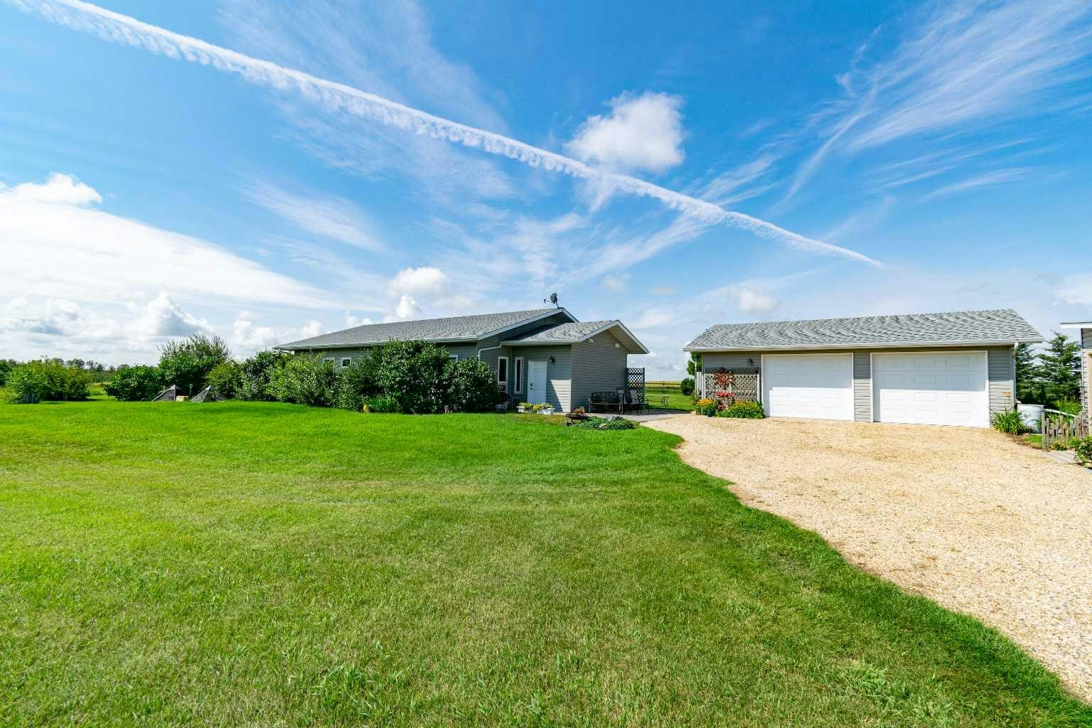 43552 Range Road 180, Camrose, AB, T0B 3Y0