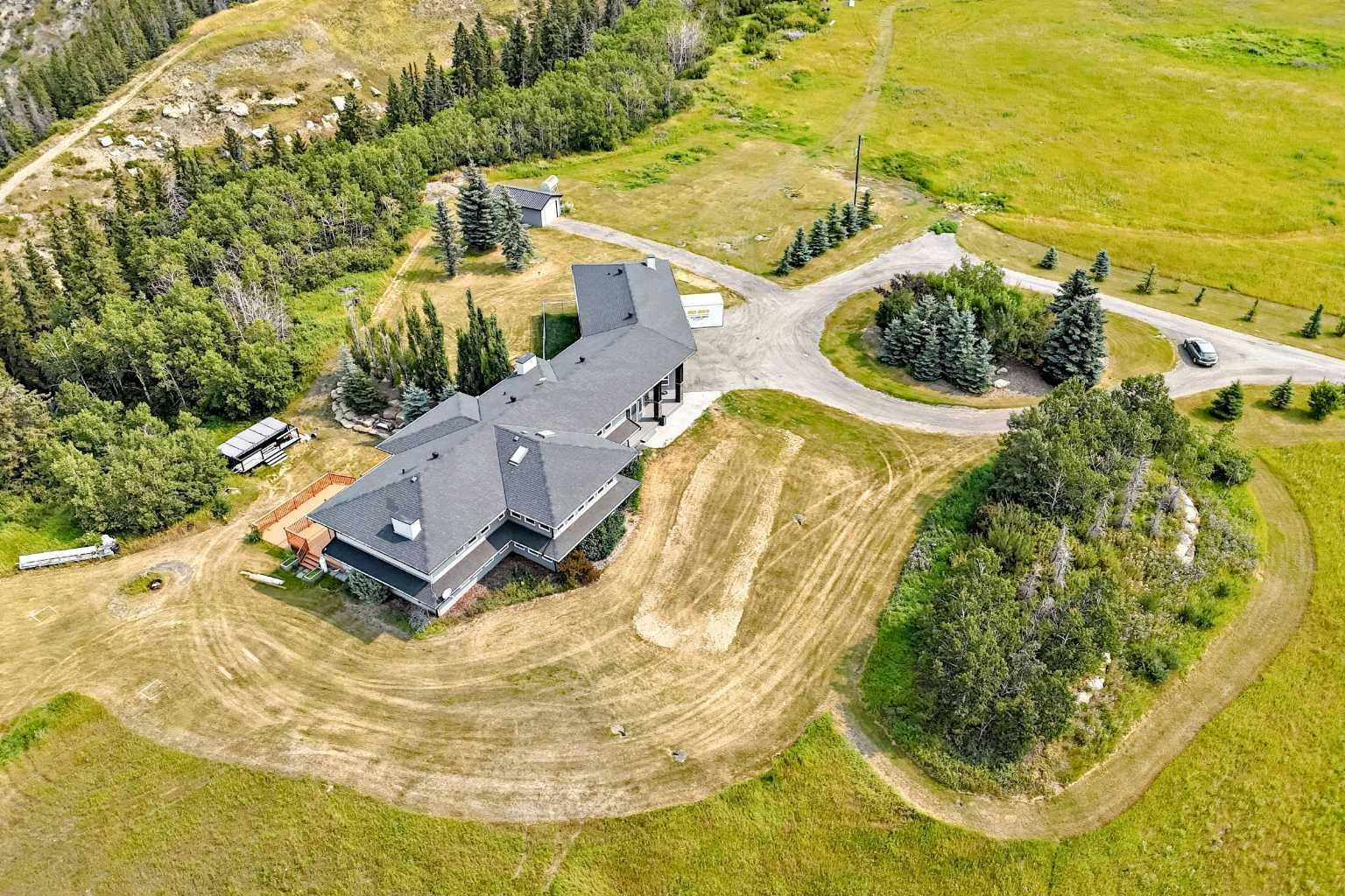 112004 338 Avenue E, Foothills County, AB, T1V 1N2