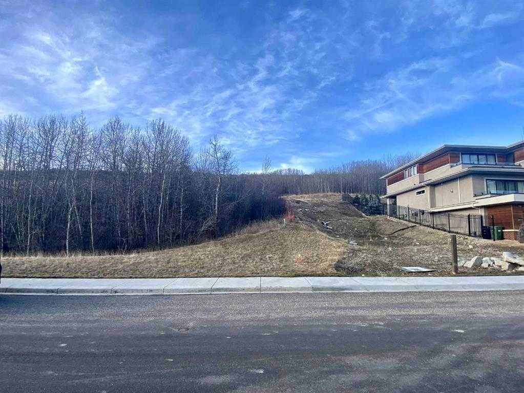 459 Patterson Boulevard SW, Calgary, AB, T3H 3N6