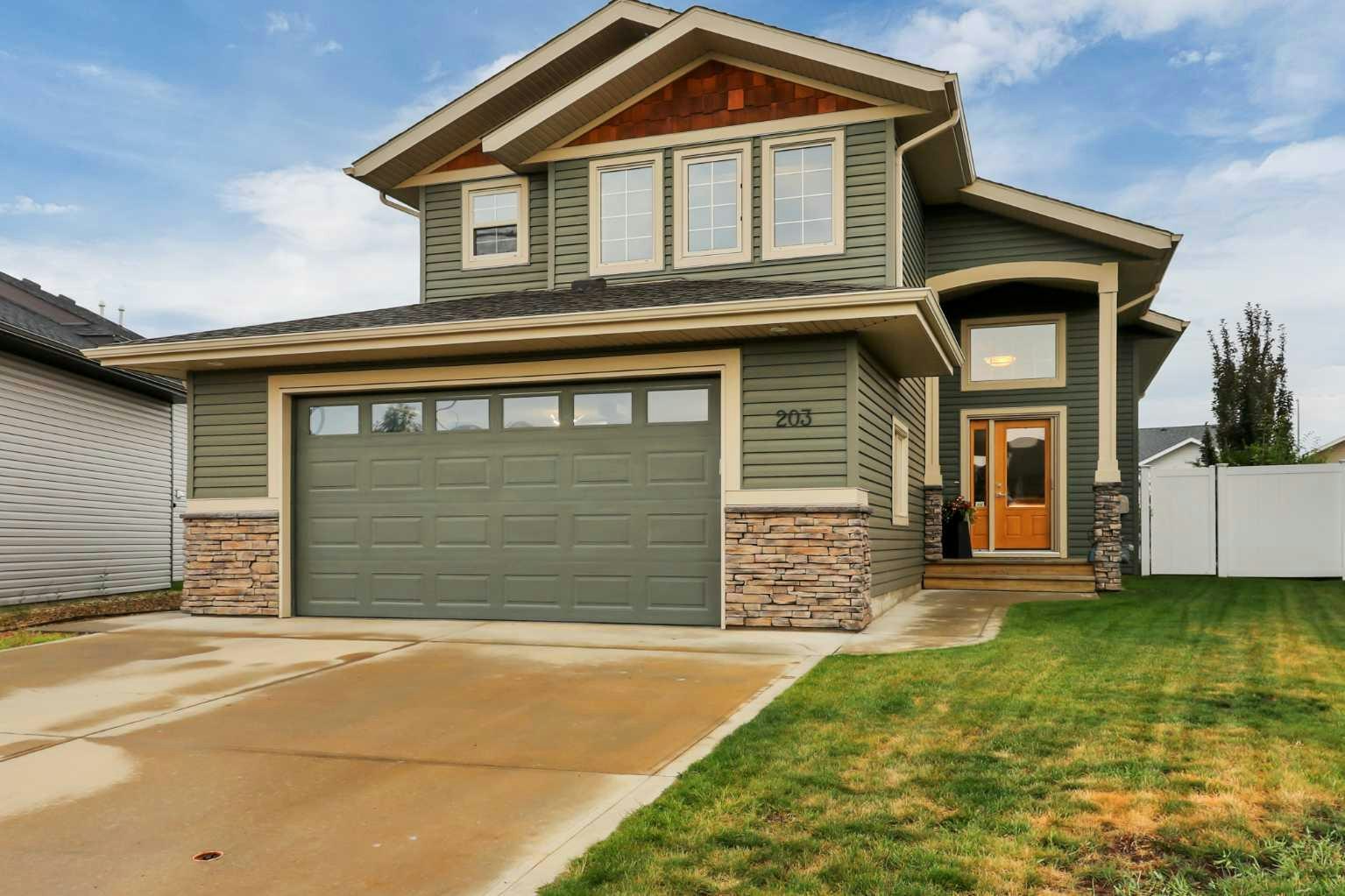 203 Cedar Square, Blackfalds, AB, T4M 0A4