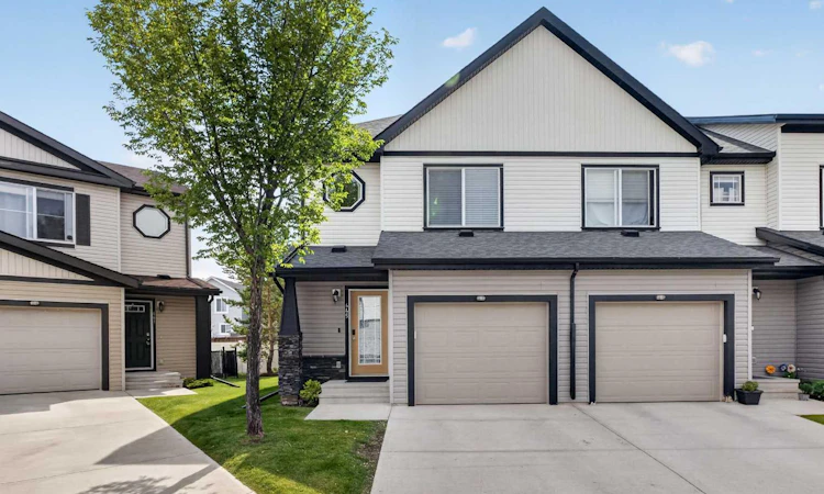 445 Copperpond Landing SE