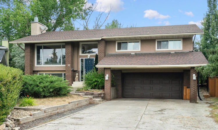 12 Glenwood Court