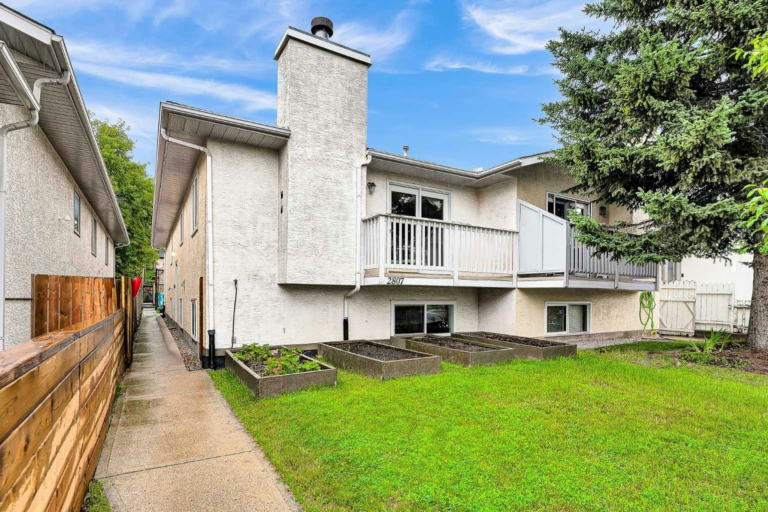 2807 29 Street SW, Calgary, AB, T3E 2K7