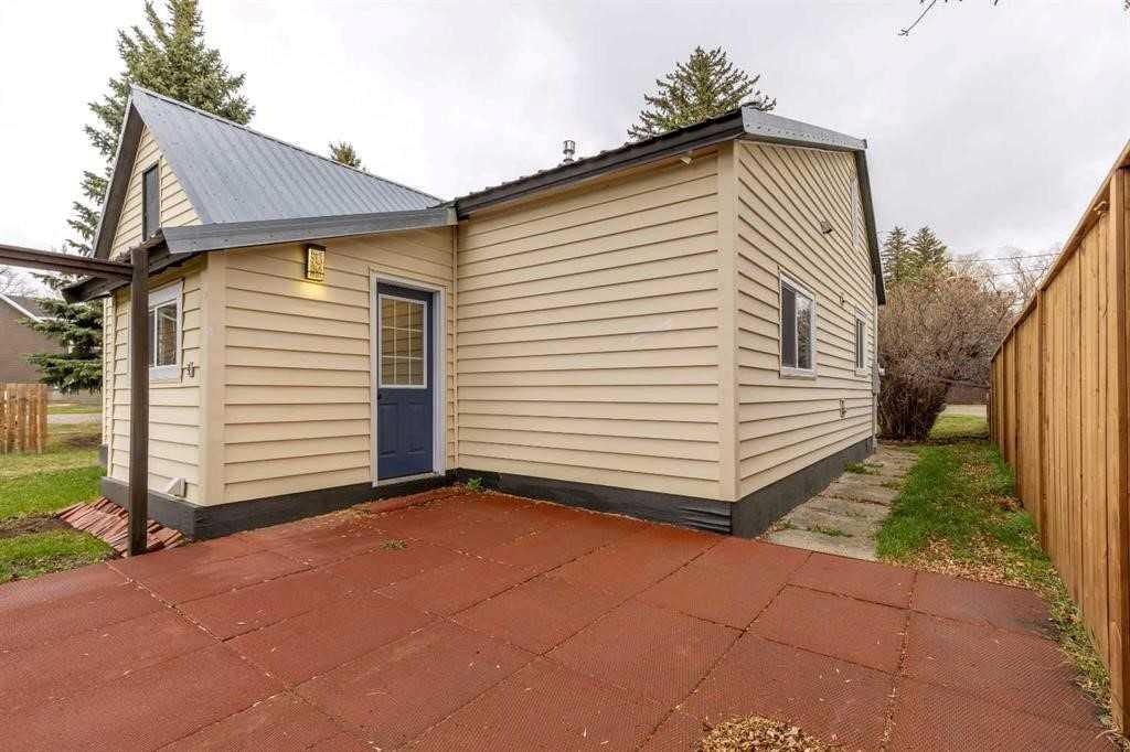 120 N 1 Street W, Magrath, AB, T0K 1J0 - 25