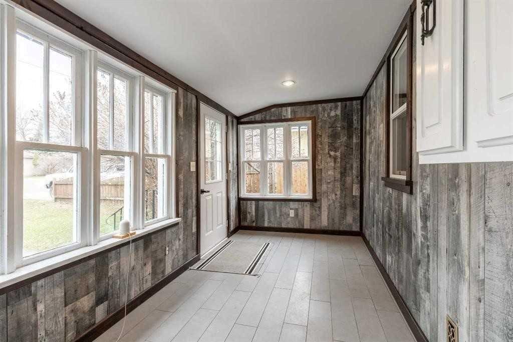 120 N 1 Street W, Magrath, AB, T0K 1J0 - 3