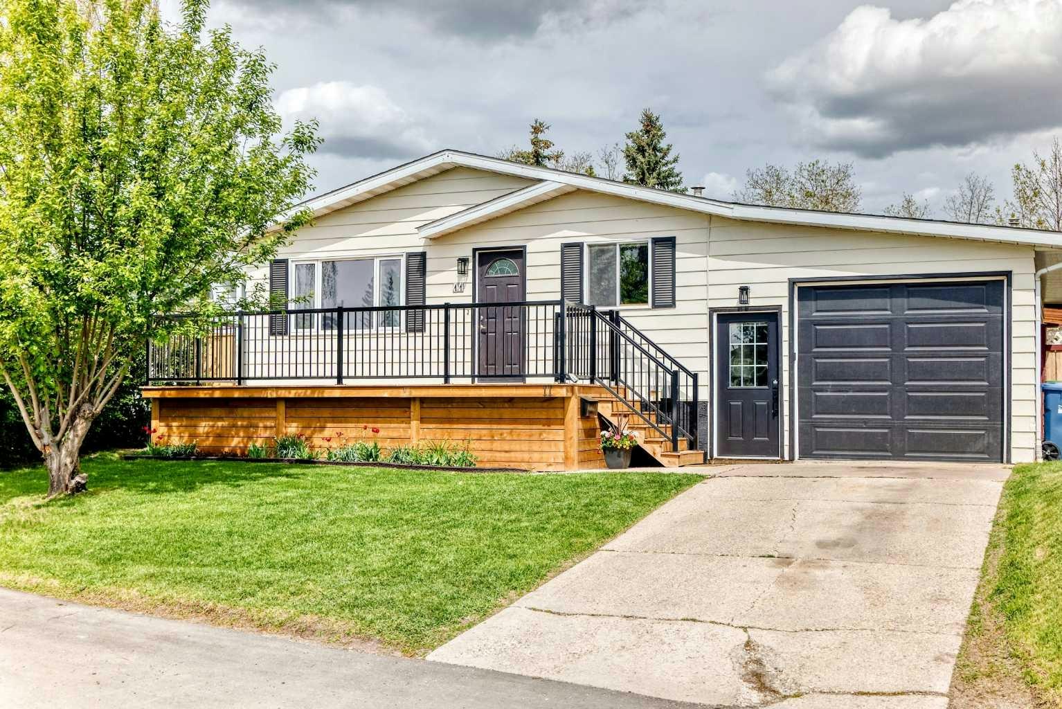 11 Huntstrom Place NE, Calgary, AB, T2K 5V9