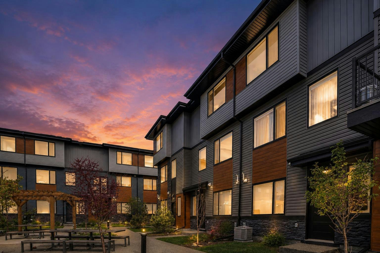 104 Corner Glen Circle NE, Calgary, AB, T3N 2E2
