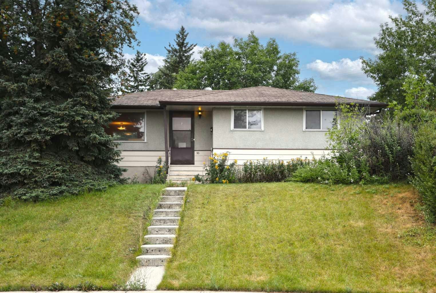 93 Winslow Crescent SW, Calgary, AB, T3C 2R3