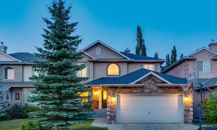 51 Sienna Park Crescent SW