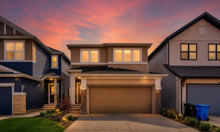 126 Hotchkiss Manor SE