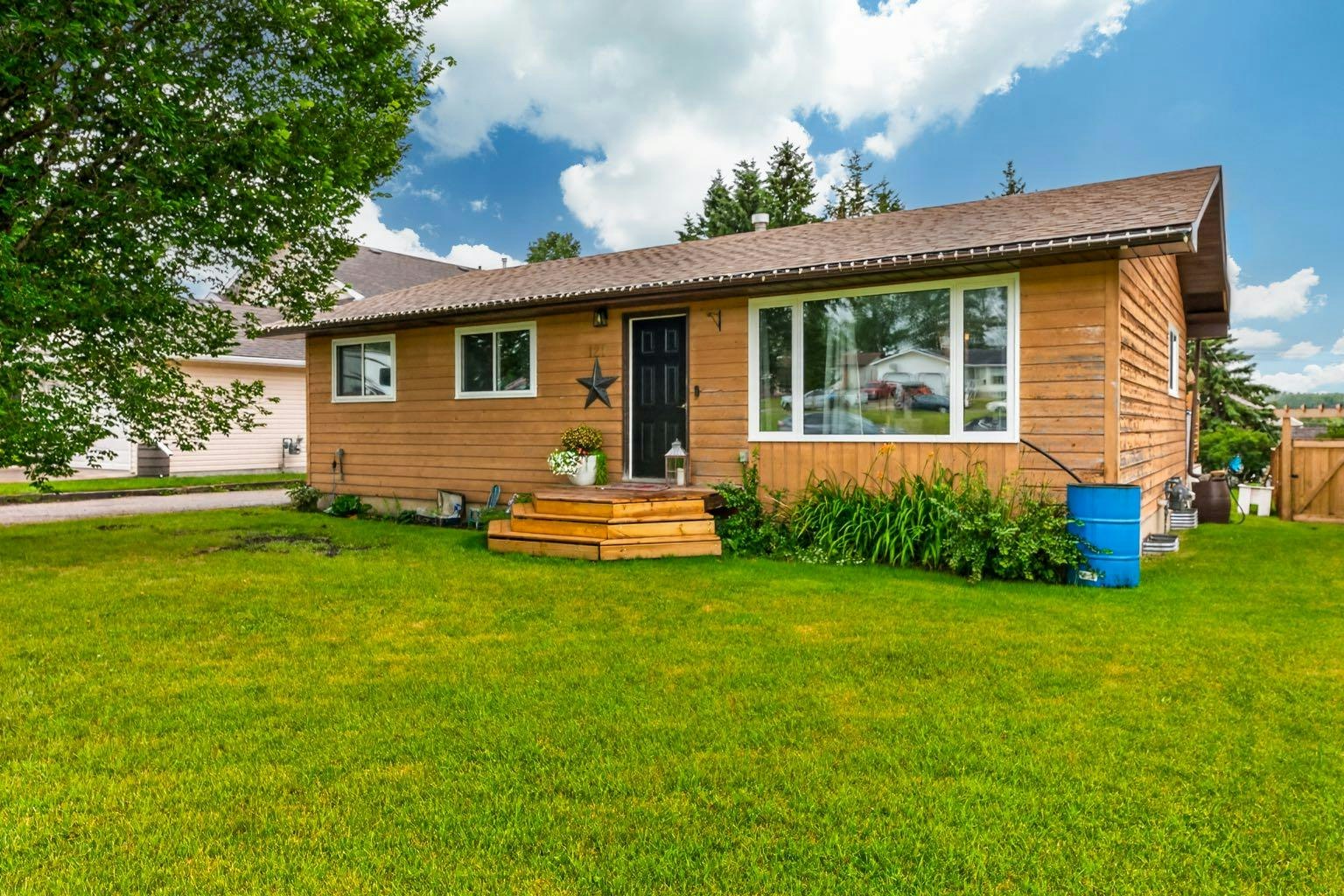 121 Edey Close, Rural Mountain View County, AB, T0M 0R0