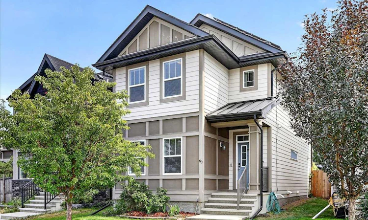 60 Mahogany Grove SE