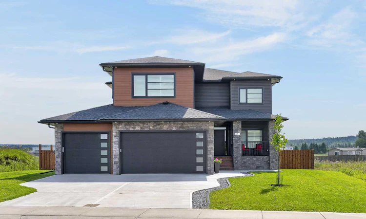 55 Riverdale Bend