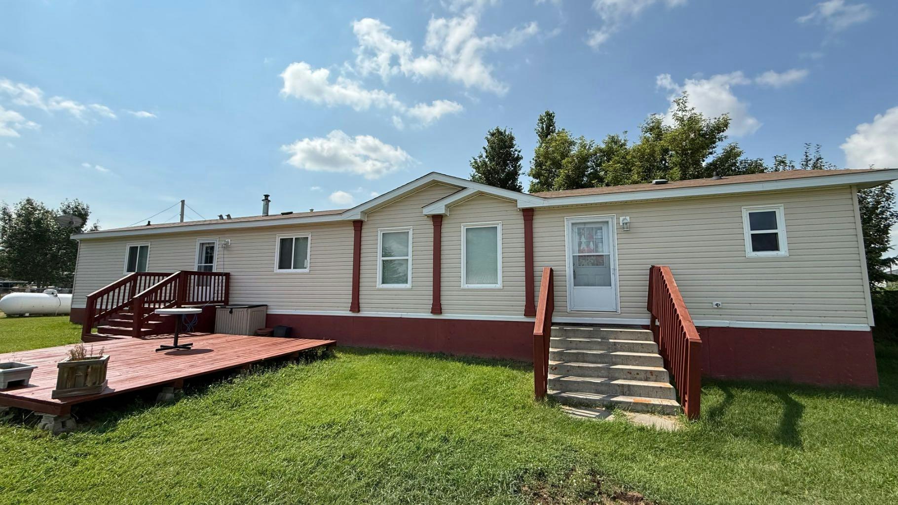 209 2 Avenue, Rural Starland County, AB, T0J 0T0