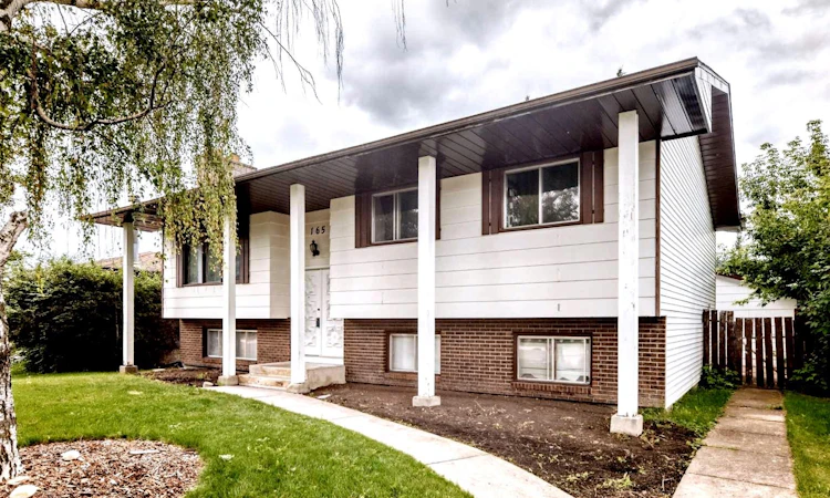 165 Wilson Crescent