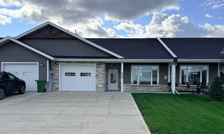 9904 111 Street Unit 4