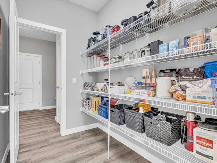 49 Creekside Avenue SW, Calgary, AB, T2X 4A9 - 7