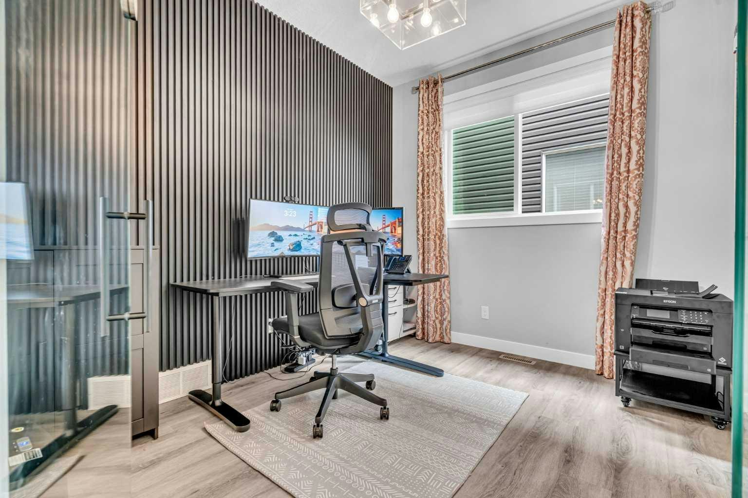 49 Creekside Avenue SW, Calgary, AB, T2X 4A9 - 17