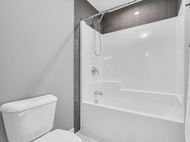 49 Creekside Avenue SW, Calgary, AB, T2X 4A9 - 33