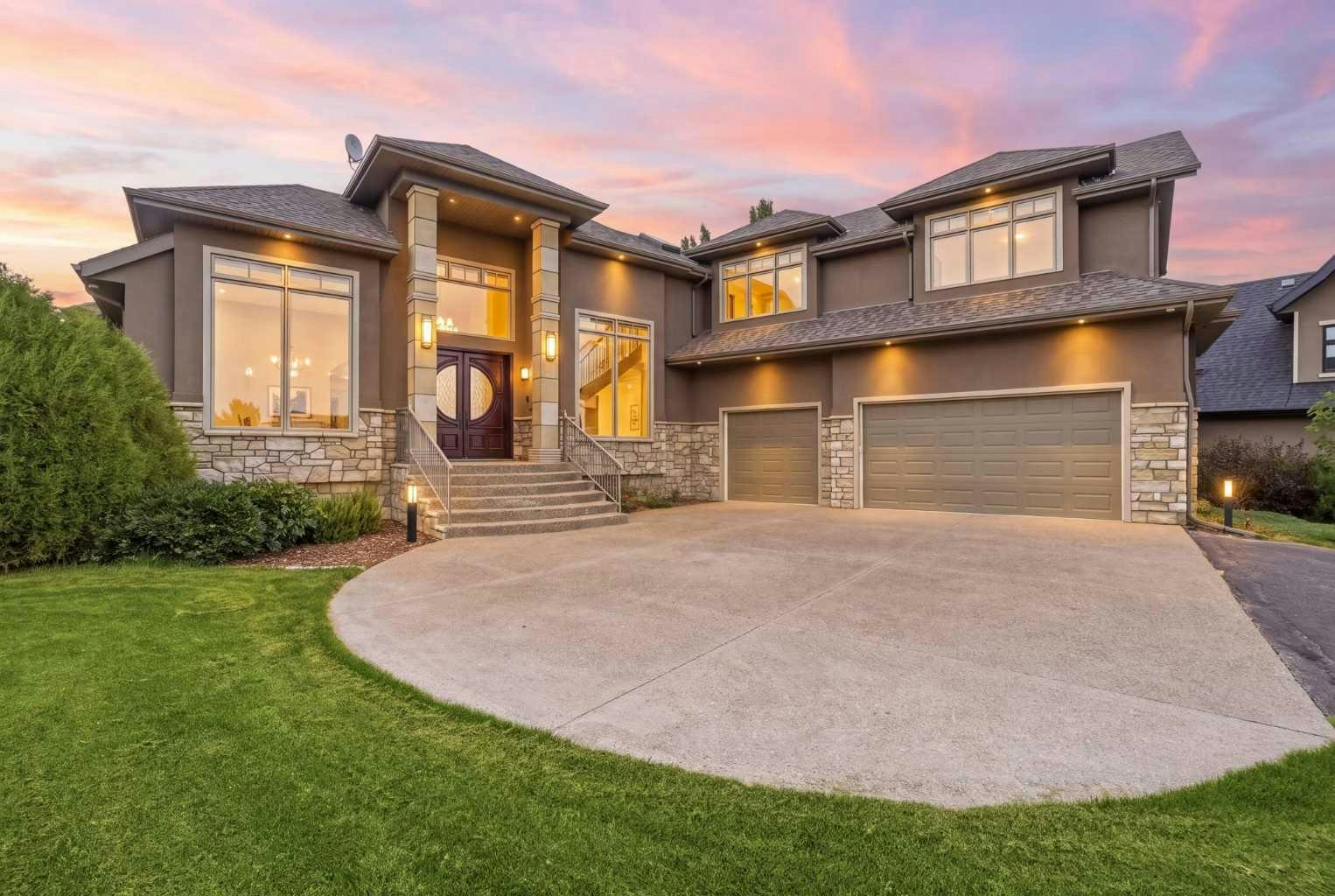 120 Lynx Ridge Road NW, Calgary, AB, T3L 2M4