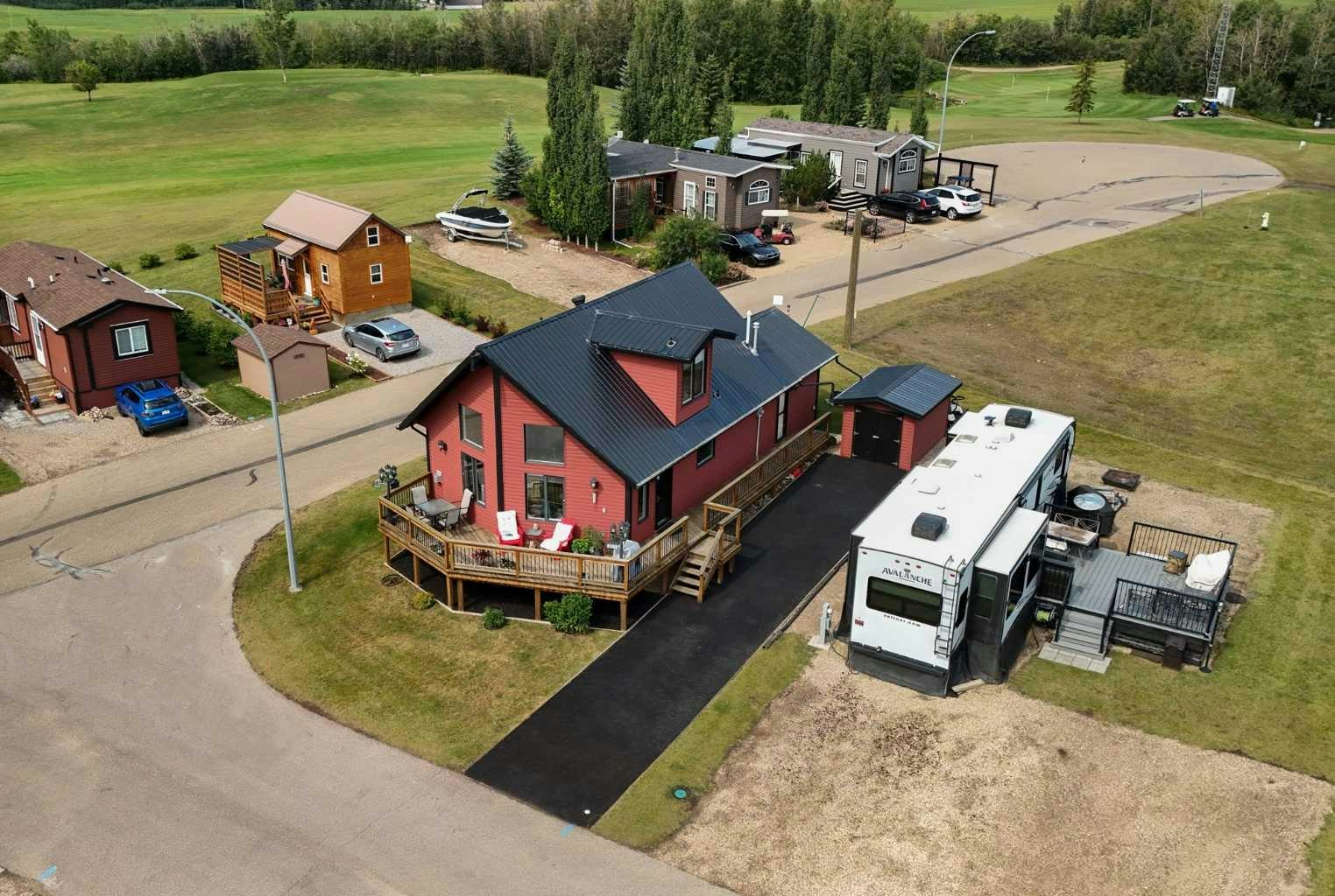5022-25054 South Pine Lake Road, Red Deer County, AB, T0M 1R0