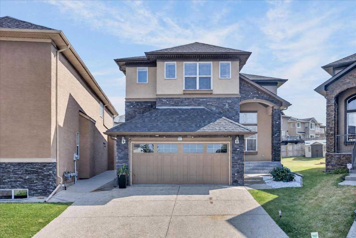 25 Sherwood Close NW, Calgary, AB, T3R 0B3