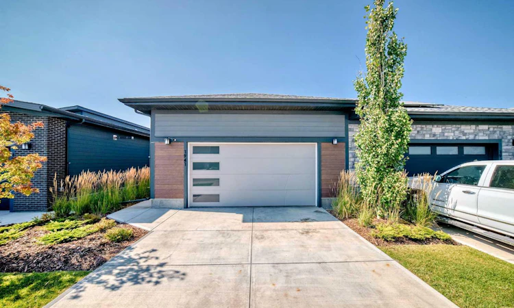 1941 Mahogany Boulevard SE