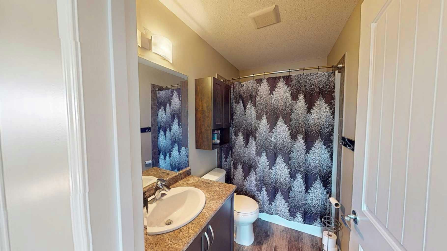 10250 85a Street, Grande Prairie, AB, T8X 0K2 - 8
