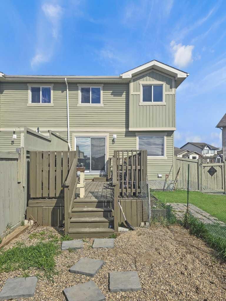 10250 85a Street, Grande Prairie, AB, T8X 0K2 - 11