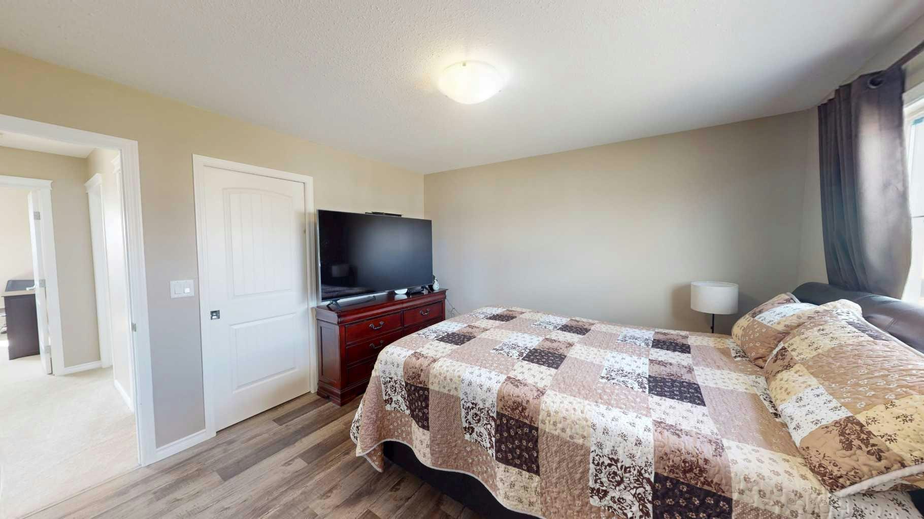 10250 85a Street, Grande Prairie, AB, T8X 0K2 - 7