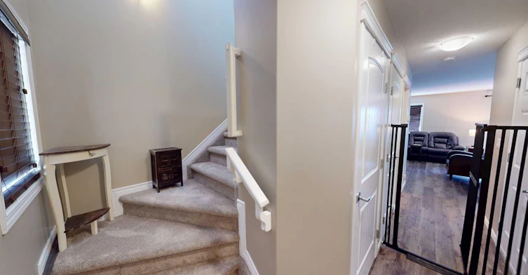 10250 85a Street, Grande Prairie, AB, T8X 0K2 - 2