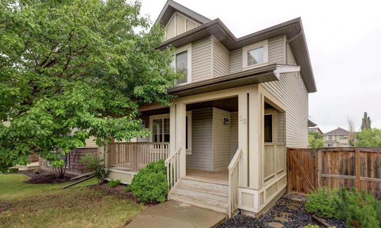 36 Copperstone Court SE