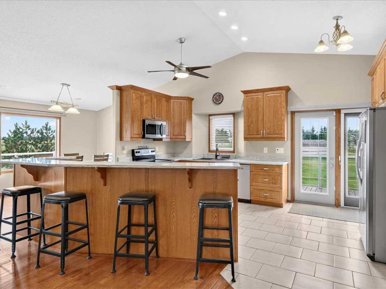 114 South Shore Point, Rural Rocky View County, AB, T2M 4L5 - 6