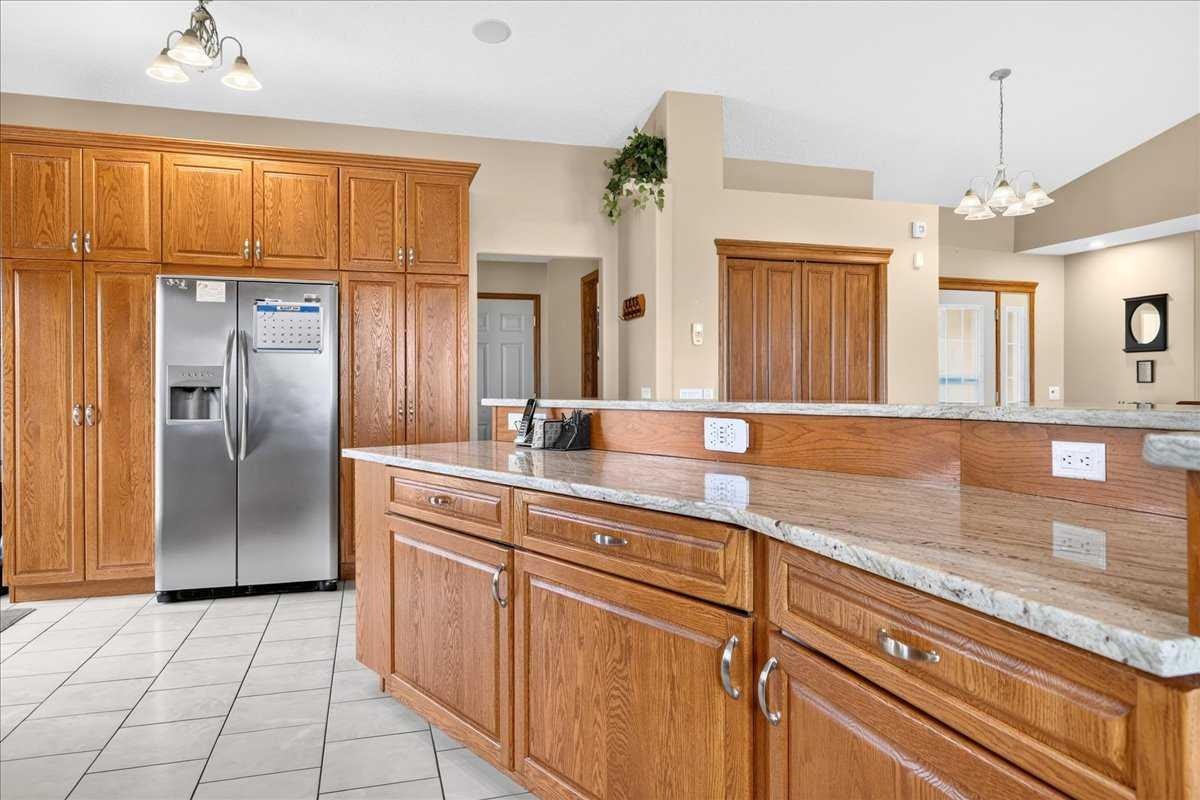 114 South Shore Point, Rural Rocky View County, AB, T2M 4L5 - 12
