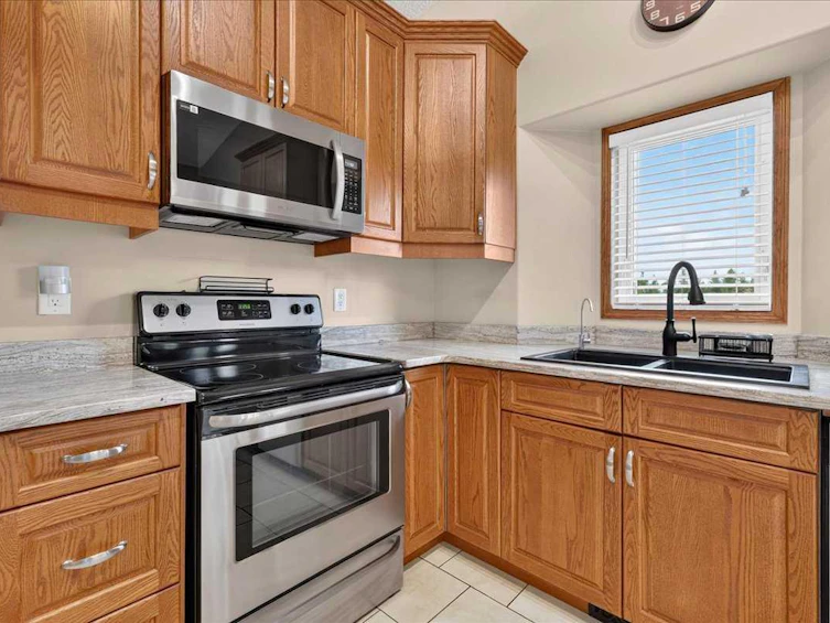 114 South Shore Point, Rural Rocky View County, AB, T2M 4L5 - 13