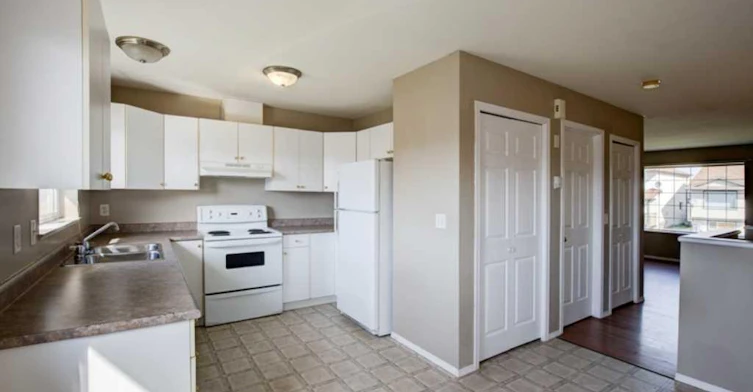 9401 129 Avenue, Grande Prairie, AB, T8X 1R3 - 3